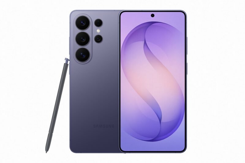 Samsung Galaxy S26 Ultra in Cobalt Violet, front and back with S Pen